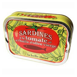 Sardines with tomato purée...