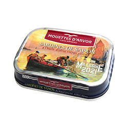 Seasonal sardines in olive...