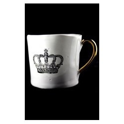 Tasse à motif de couronne
